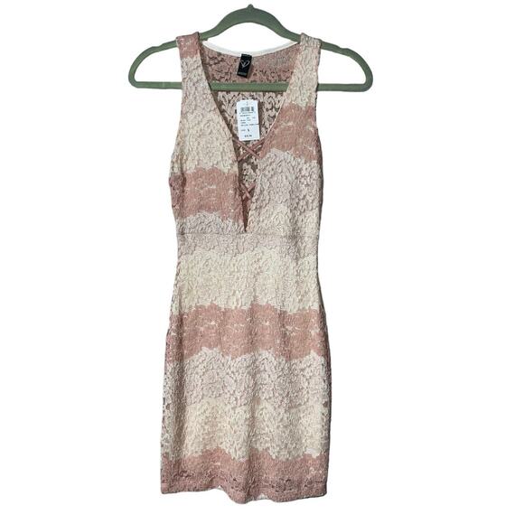 Windsor Pink Ivory Striped Lace Bodycon Dress Criss-Cross Front NWT Size S - Picture 7 of 9